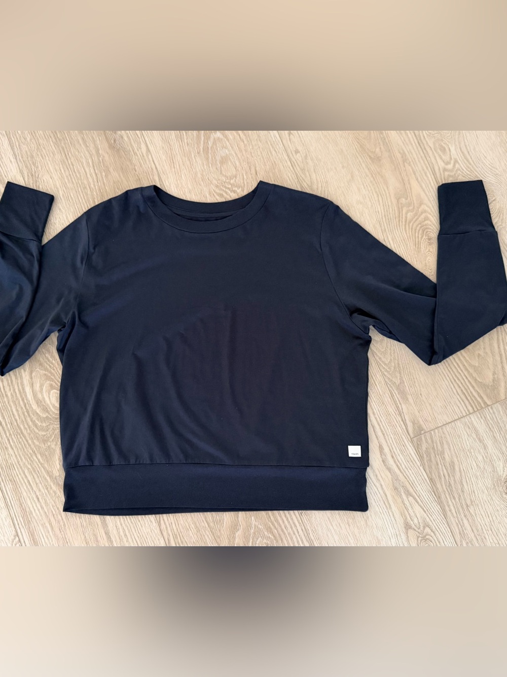 Vuori Black Daydream Long Sleeve Crew Top XL